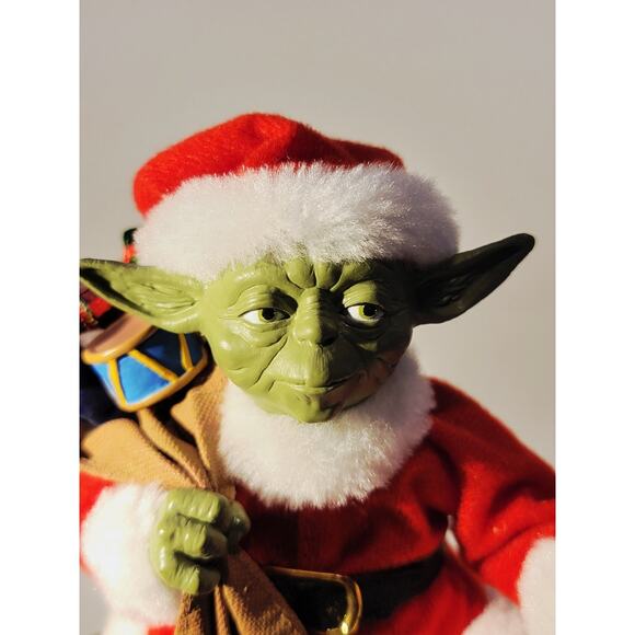 Lucas Film Star Wars Yoda Santa Claus 5" Figurine Christmas Whimsical Decor - Picture 2 of 10